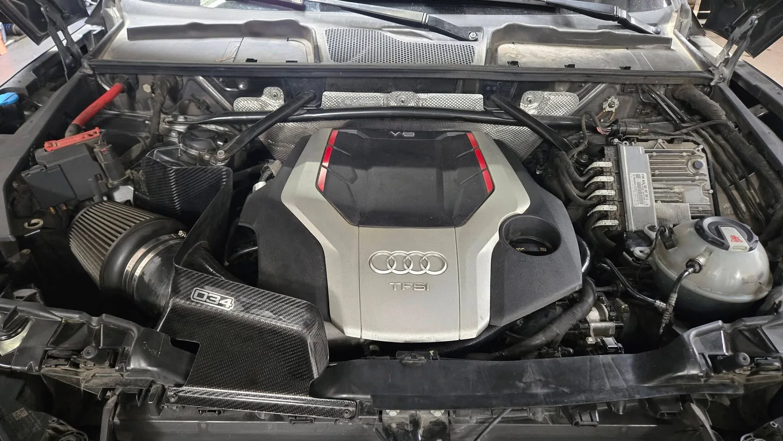 Audi engine
